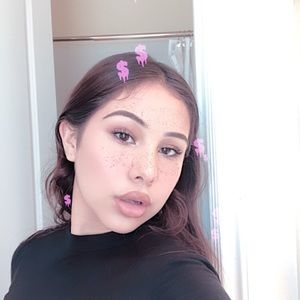 Meet your Posher, Leah